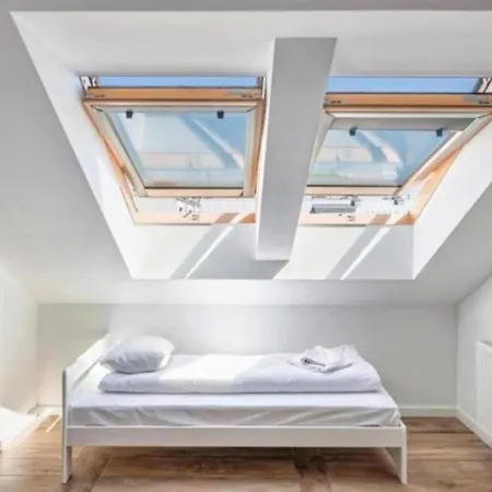 - One Bedroom With Balcony - Center - Sb12 Apartmán