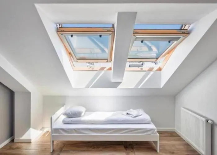 - One Bedroom With Balcony - Center - Sb12 Apartmán